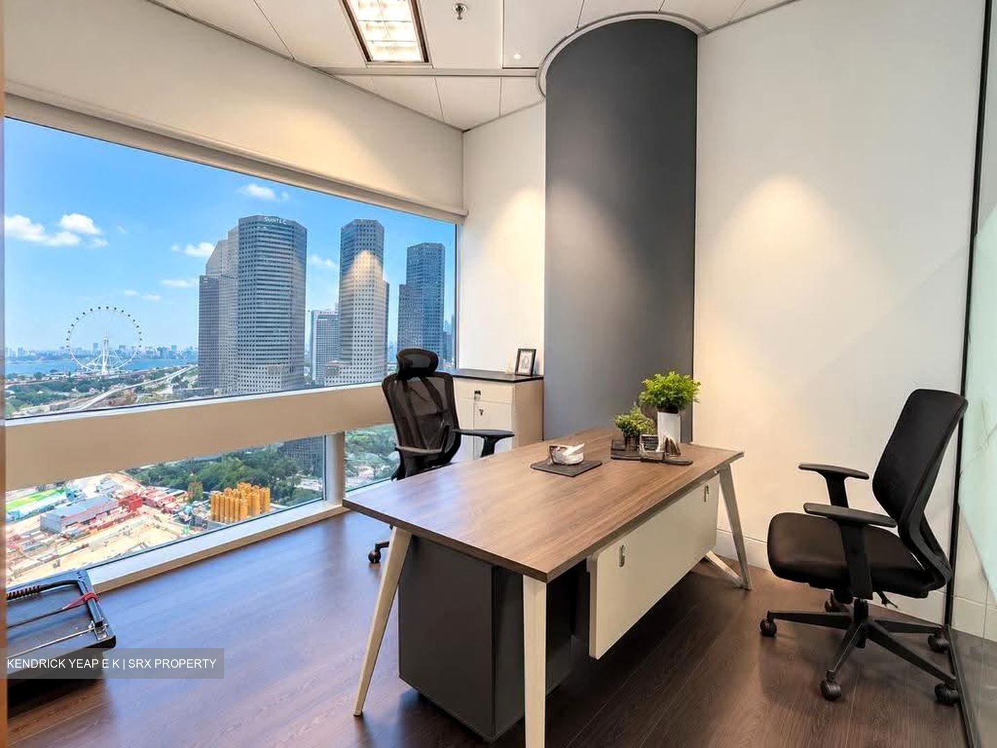 Gateway East (D7), Office #631901841